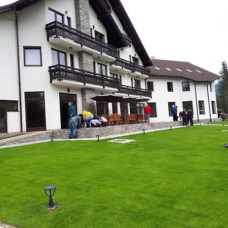 Pensiunea Izvorul Zanelor Kolibica Kültér fotó